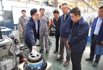 吳永杰出席央企助力吉林振興發展座談會并深入在吉企業調研新產品技術開發工作